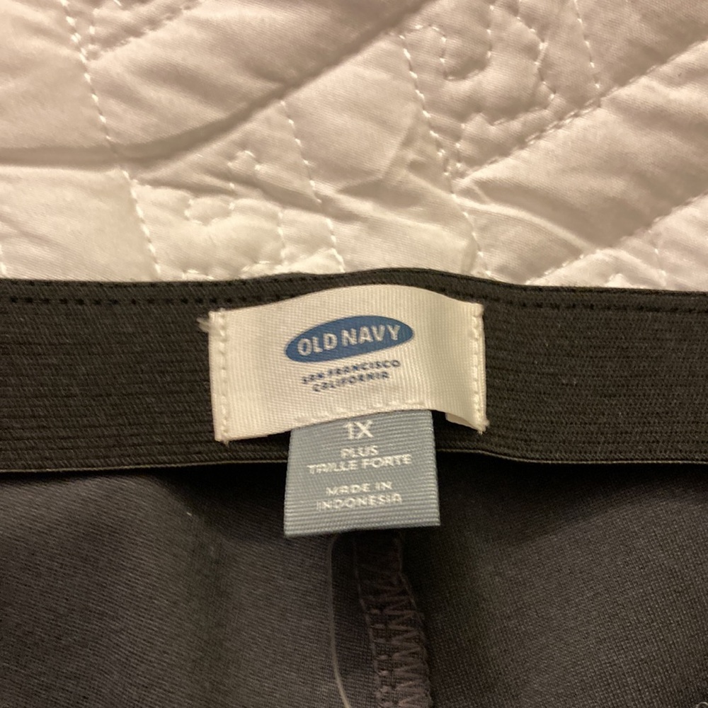 NWT Old Navy jodhpur style pants - gray - Picture 3 of 5